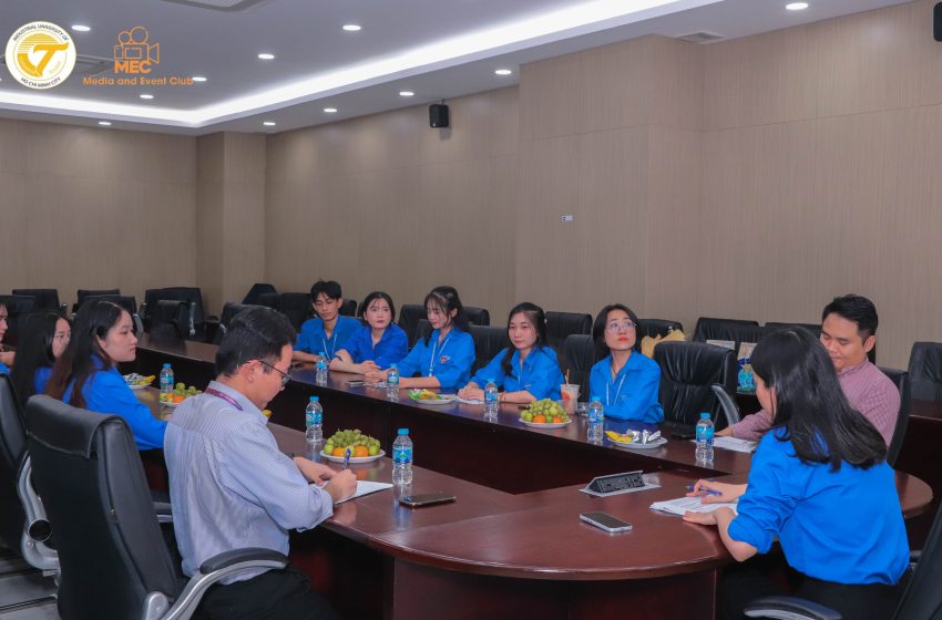 Thực hiện hoạt động kiểm tra công tác Đoàn và phong trào thanh niên năm học 2024-2025