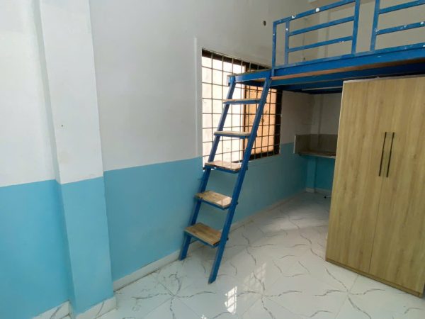 Số 151 Nguyễn Văn Lượng