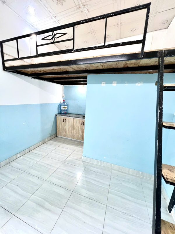 Số 165 Nguyễn Văn Lượng