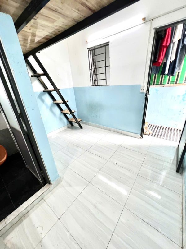 Số 165 Nguyễn Văn Lượng