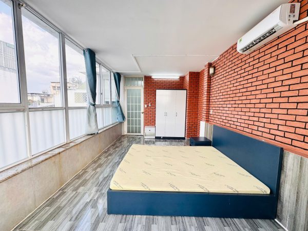 Số 300/35 Nguyễn Thái Sơn