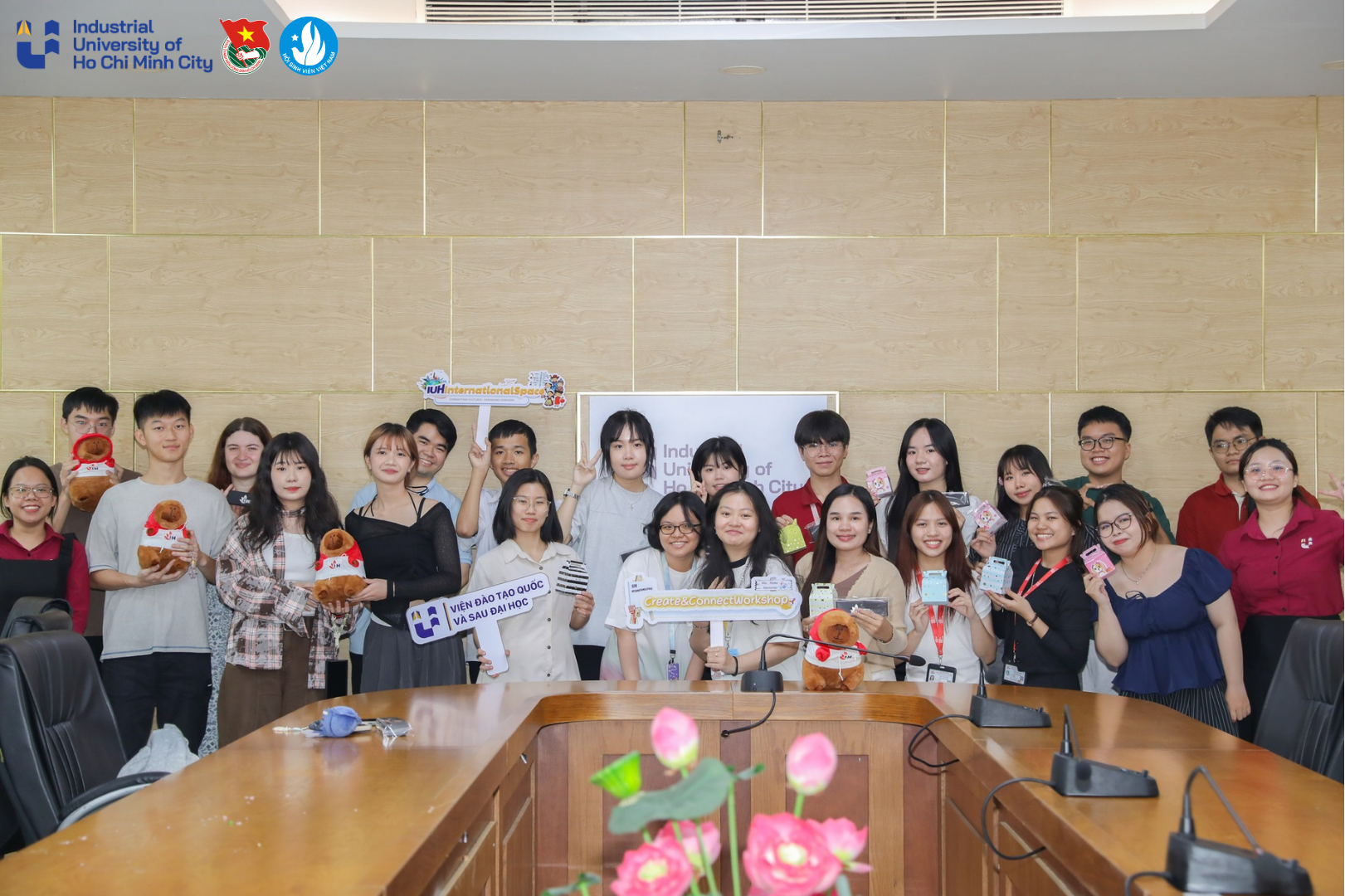 HOẠT ĐỘNG GIAO LƯU QUỐC TẾ ĐẦY THÚ VỊ – INTERNATIONAL SPACE WORKSHOP TẠI IUH