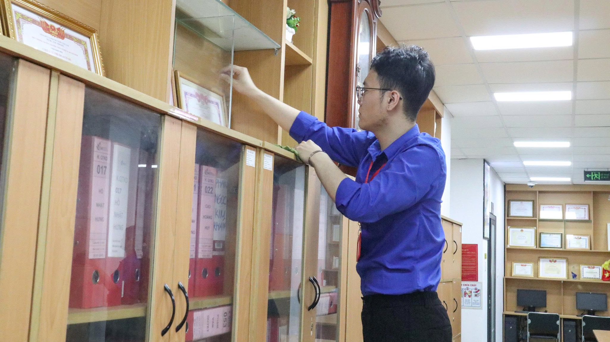Tuổi trẻ đại học công nghiệp hưởng ứng ngày cao điểm Chủ Nhật Xanh lần thứ 162