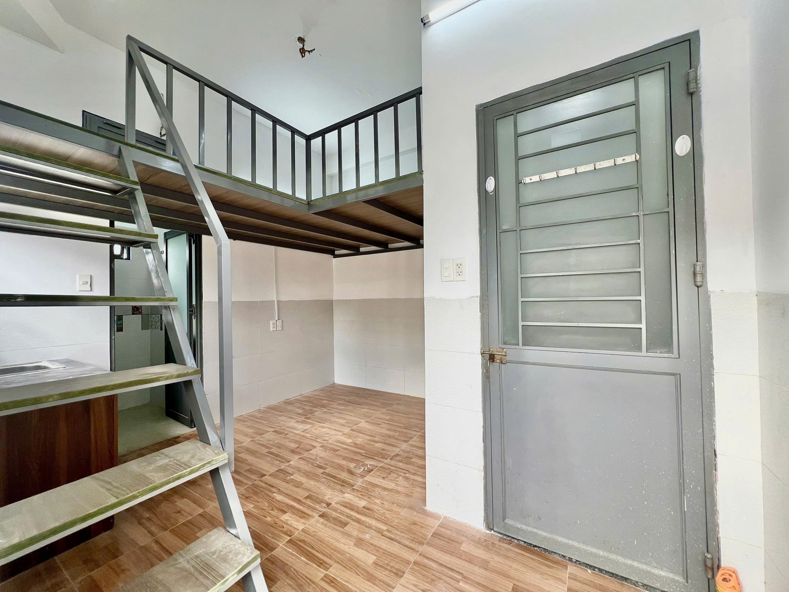 Địa chỉ: 256/43 Dương Quảng Hàm - Image 2