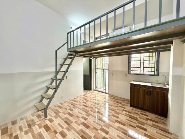 Địa chỉ: 256/43 Dương Quảng Hàm