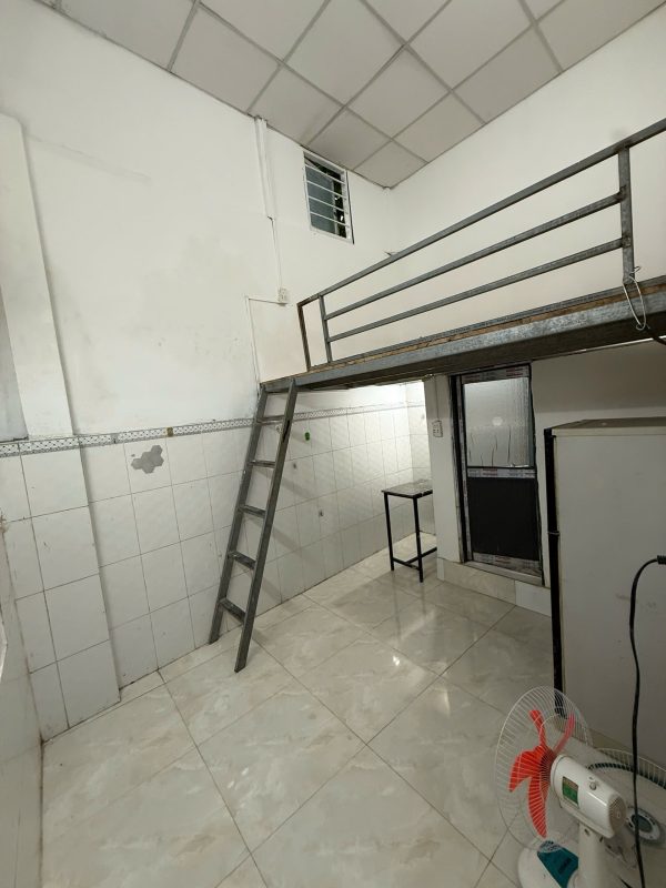 Địa chỉ: 16 Đường số 4, Phường 7