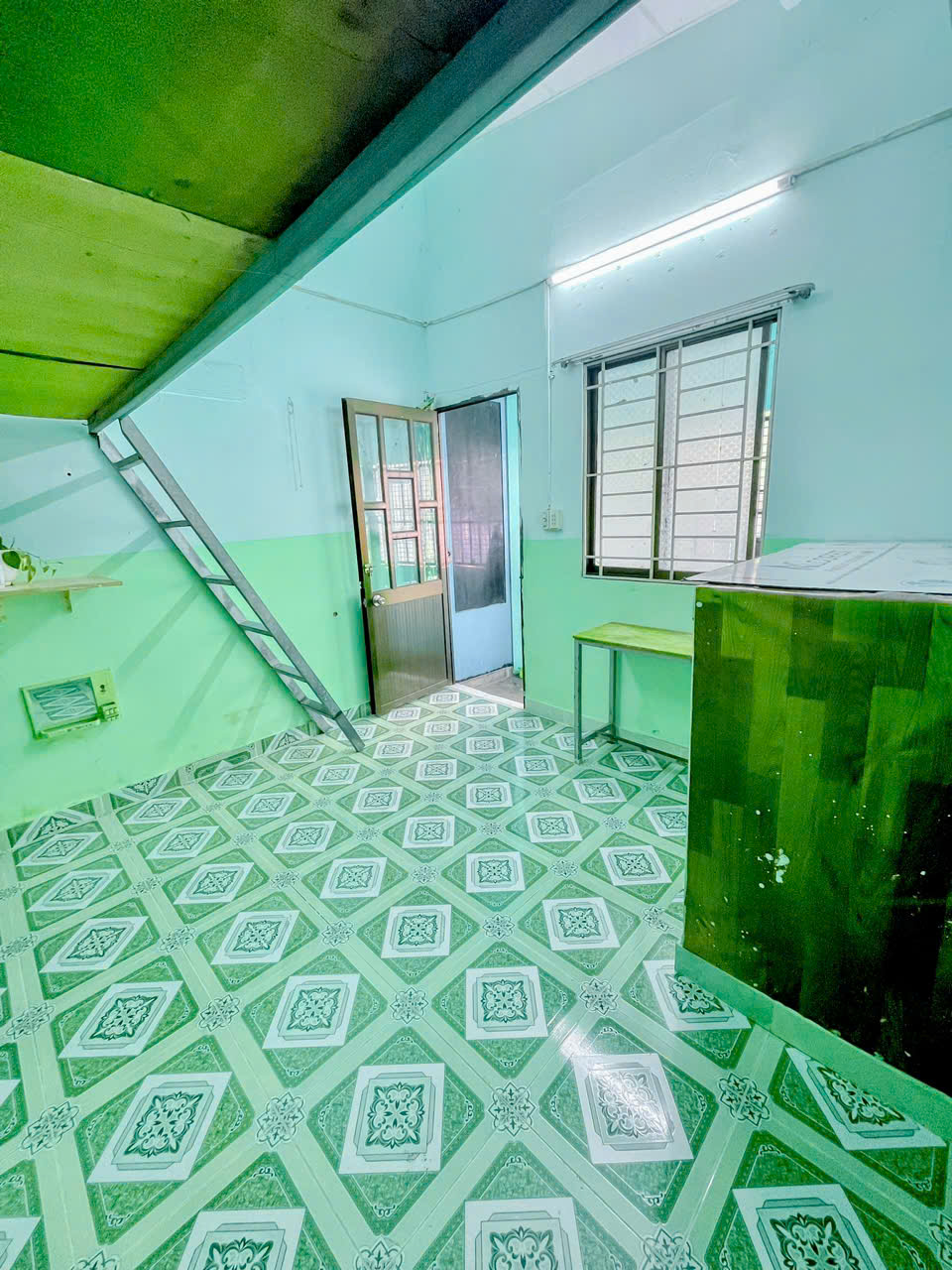 921/10 Nguyễn Kiệm - Image 2