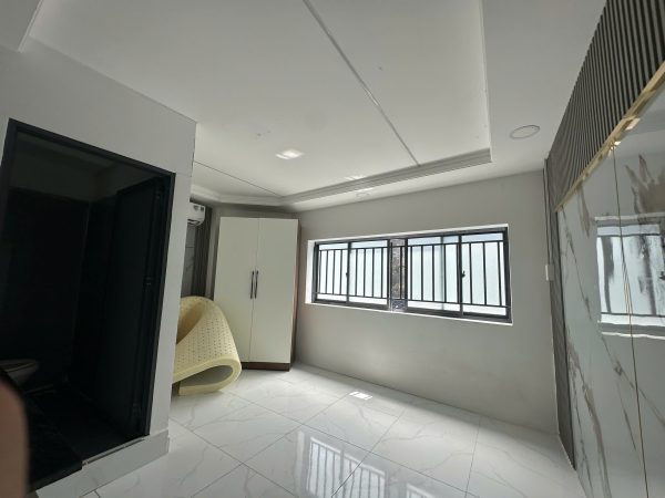 Địa chỉ: 350 Nguyễn Văn Lượng