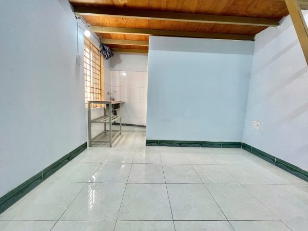 Địa chỉ  14/14 Nguyễn Văn Lượng